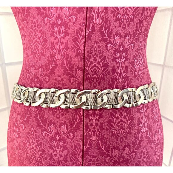 Vintage Heavy Weight Metal Mesh Chain Link Belt With Adjustable Fit Silver Tone